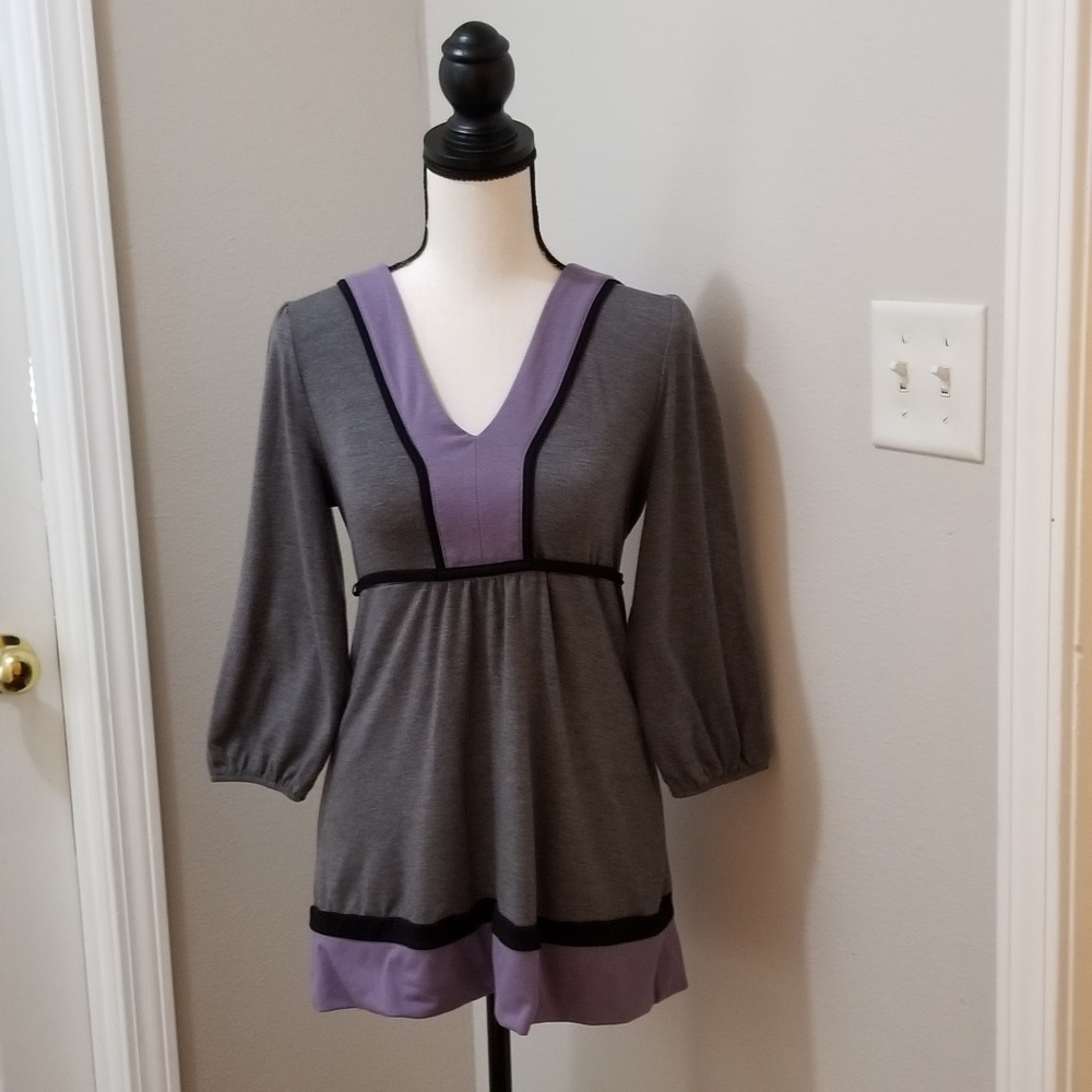 Apt 9 sz S Grey & Lt Purple V-neck Shirt w/ tie